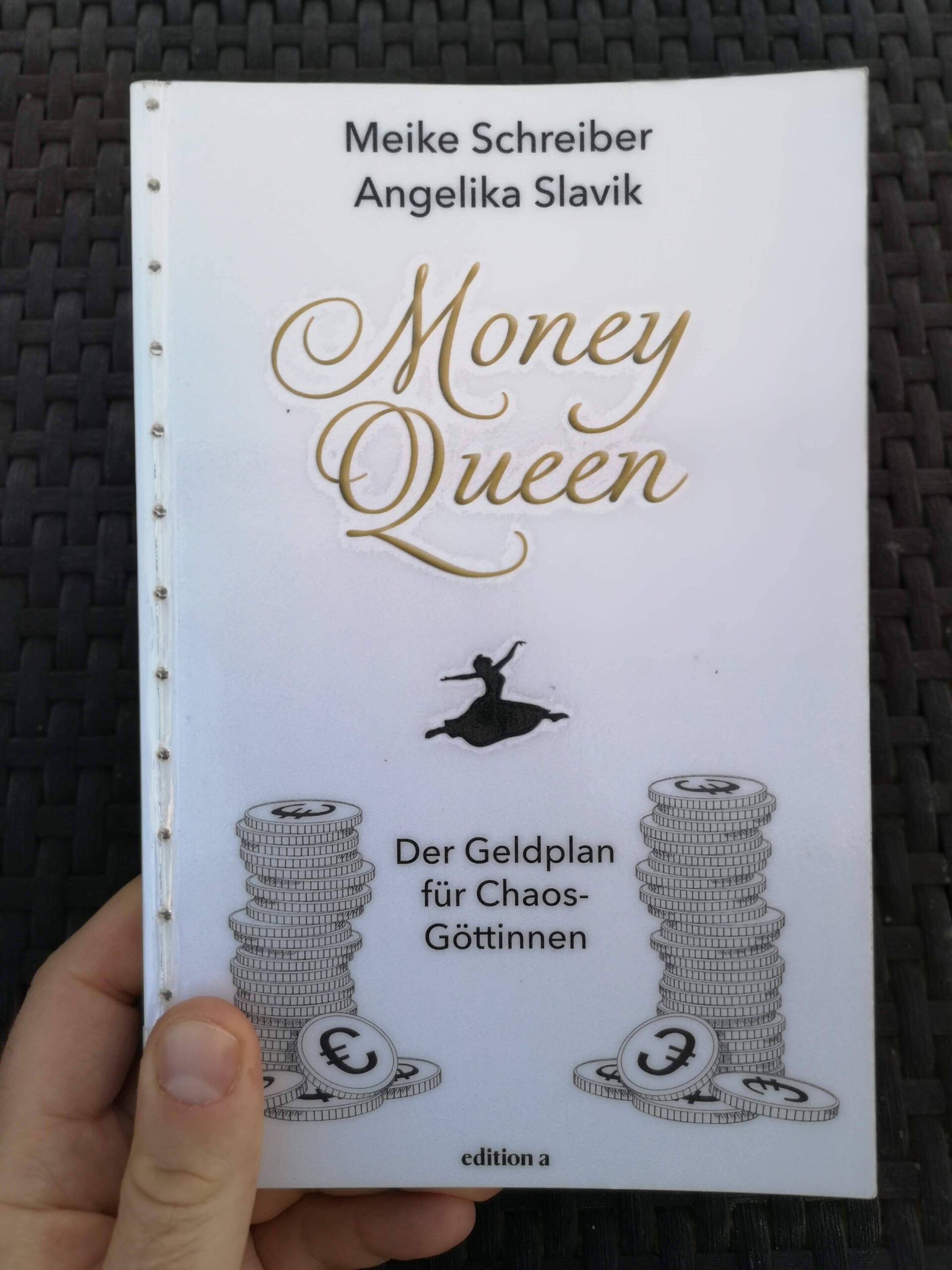 Das Buch Money Queen von vorne